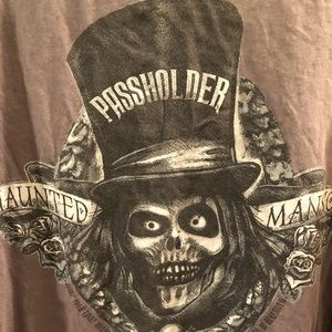 Walt Disney World Annual Passholder Haunted Mansion Shirt - XL